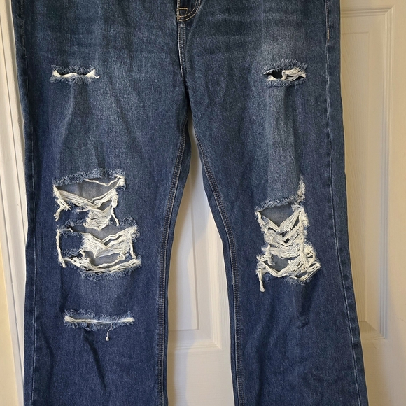 36x34 Distressed NWT Rock & Roll Jeans - Picture 1 of 3